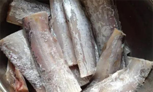 帶魚發(fā)黃能吃嗎？